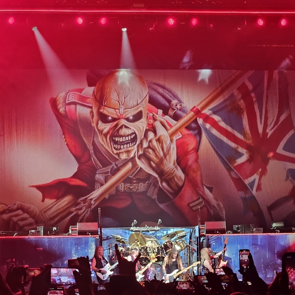 Meet your Posher, Kiersten - Picture 7 of 15